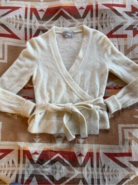 Everlane’s Alpaca Wrap Sweater Snow Tie Waist Cardigan Size S